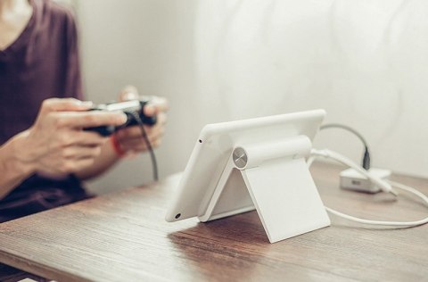 Stojak podstawka uchwyt na telefon tablet biały