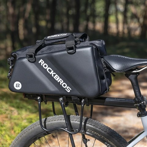 Torba sportowa i rowerowa mocowana na bagażnik 11.6l - czarna