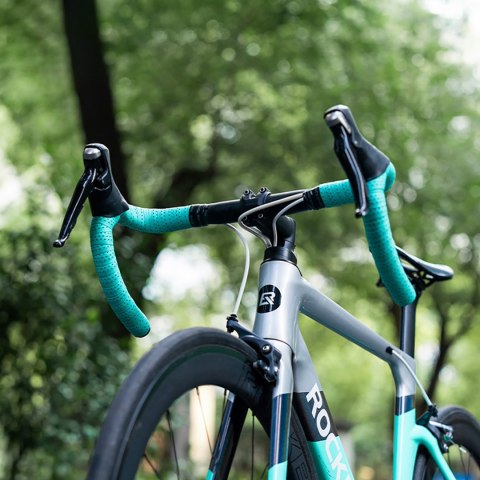 Owijka na kierownicę rowerową silikonowa perforowana - czarna