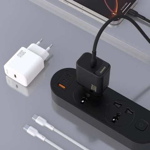 Ładowarka sieciowa USB-C z kablem USB-C GaN PD 30W - czarna