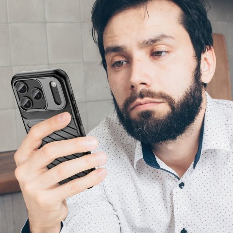 Etui pokrowiec plecki na iPhone 17 Pro Thunder Case - czarne