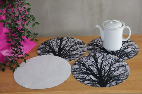 Zestaw 4 podkładek okrągłych na stół 4D 33 cm - SERENITY | Ekologiczny filc, nadruk HD, pranie 40 °C, Bertoni