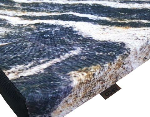 Materac ortopedyczny dla psa ORTO XXL 110×80×7 cm - nadruk Montana, pianka memory, wodoodporny pokrowiec, Bertoni