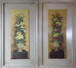 Obraz wysoka kompozycja kwiatów w donicy 2 w rozmiarze 30 x 56 cm